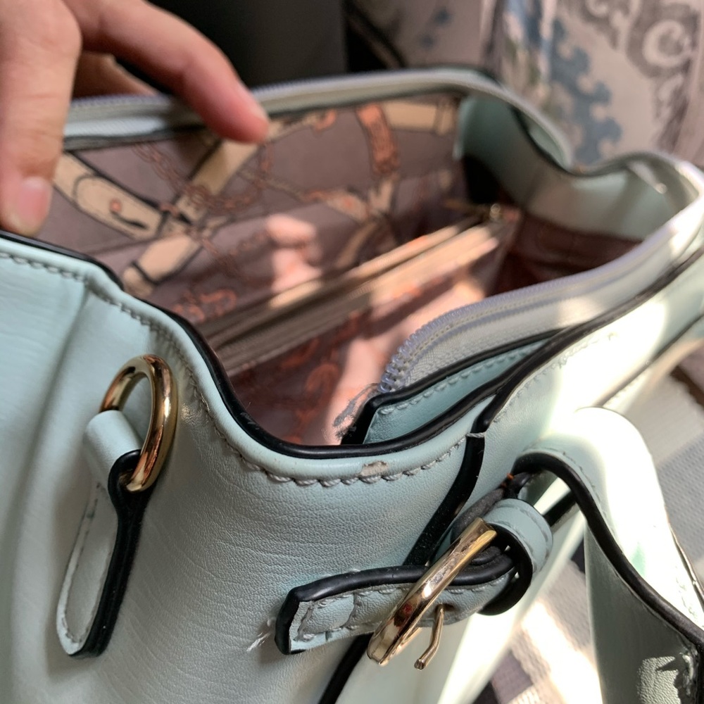 Handbag - Picture 4 of 8
